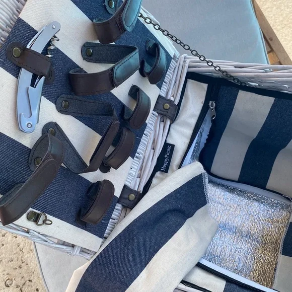 Picnic Basket Wicker Complete for 4 Super Cute! - Picture 7 of 15